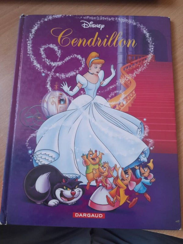 Cendrillon - Walt Disney - dargaud - 2001