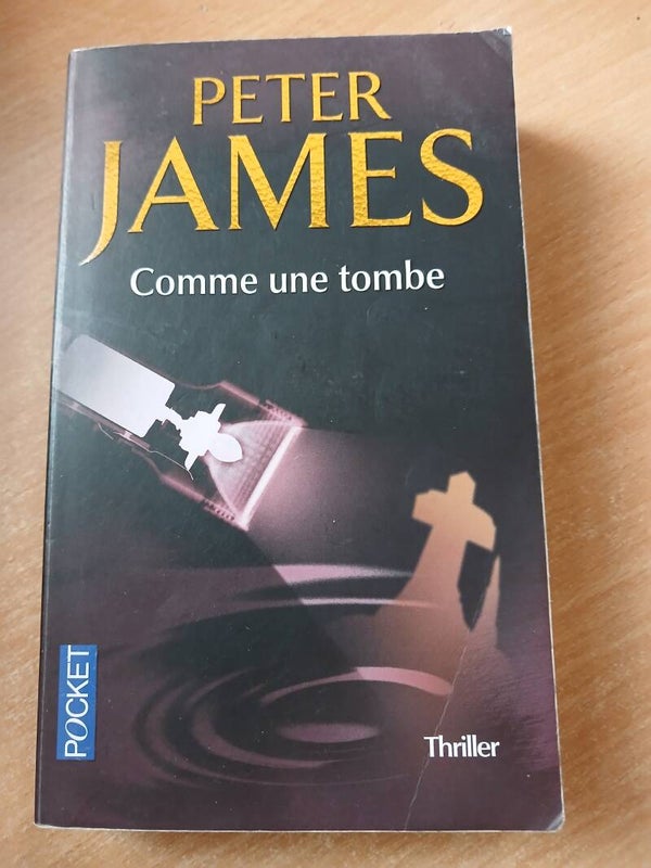 Comme une tombe - Peter James - Pocket - 2011
