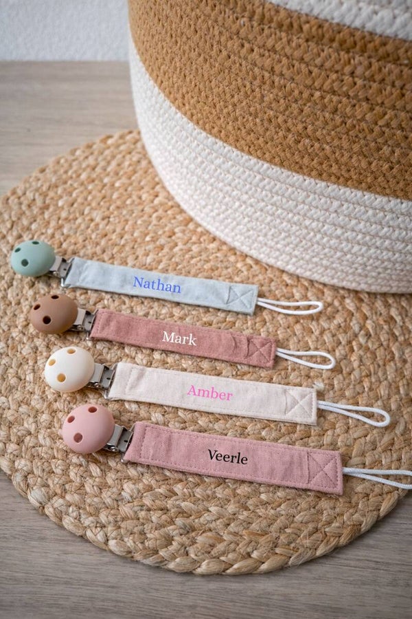 Speenkoord met clip in 4 verschillende kleuren