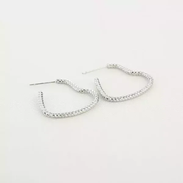 Oorbellen hart zilver