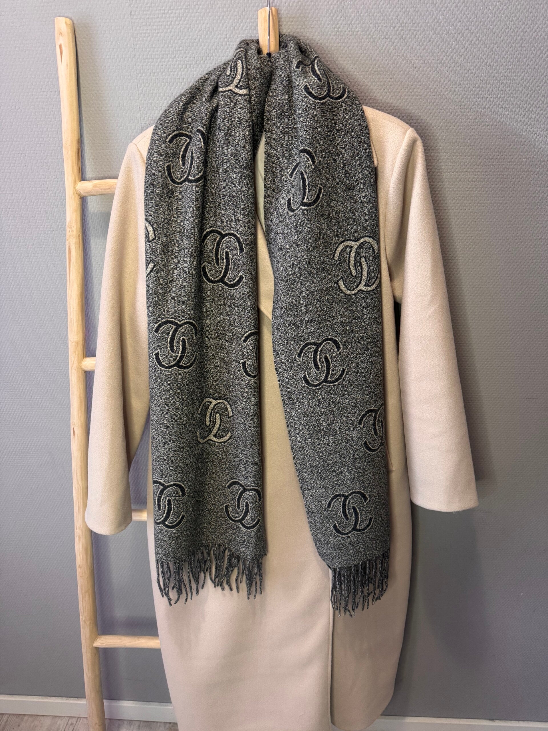 Sjaal - look a like met zwart