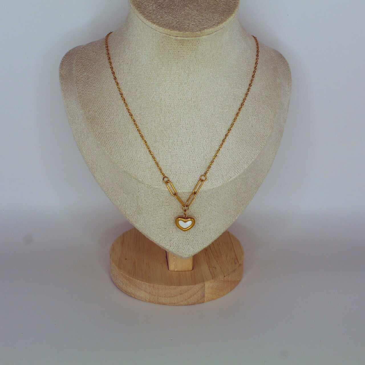 Collier coeur nacré