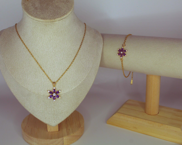 Parure fleur violette