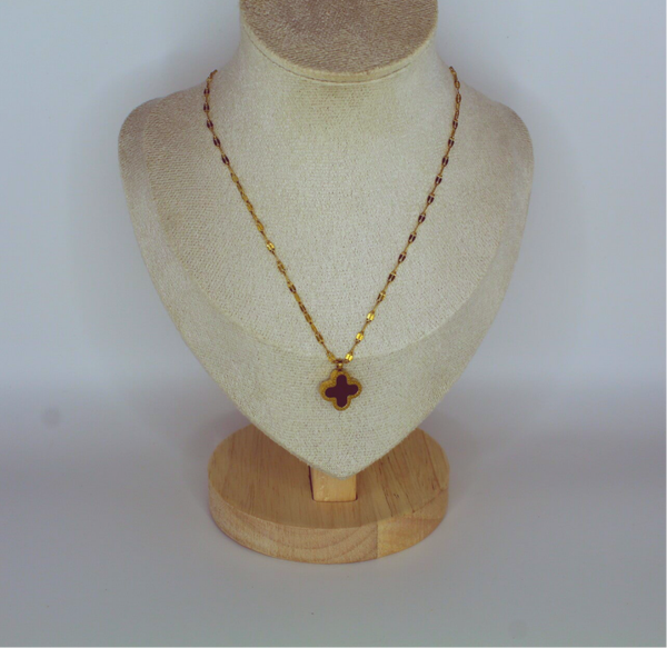 Collier trèfle de chance