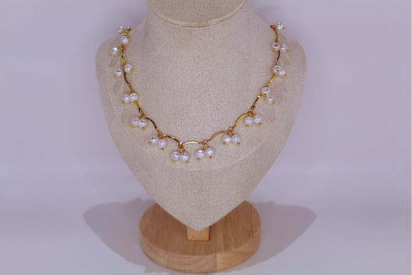 Collier élégance perlée