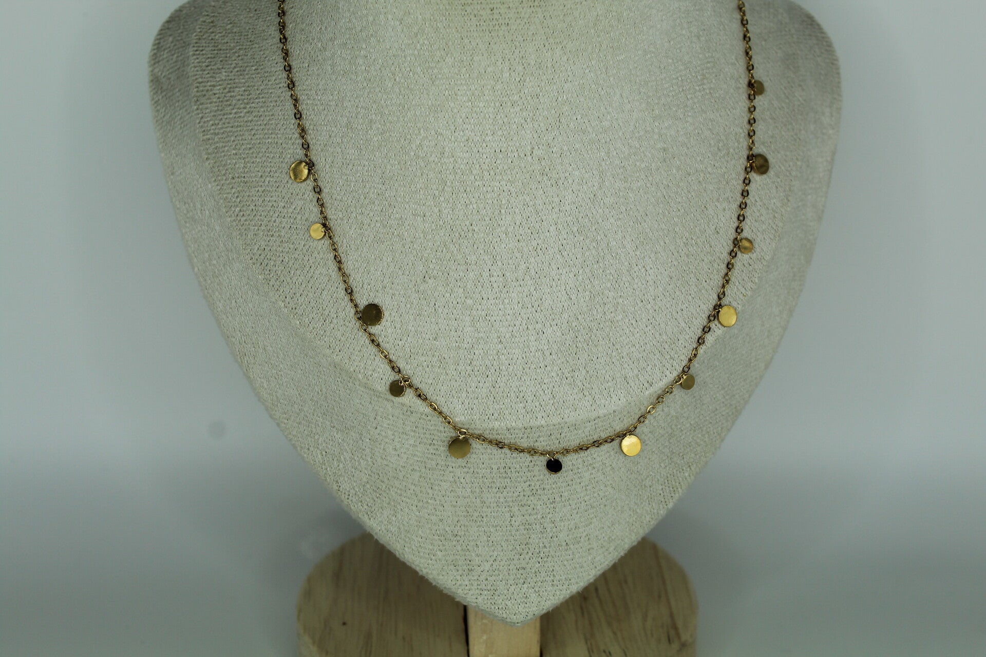 Collier scinttillants