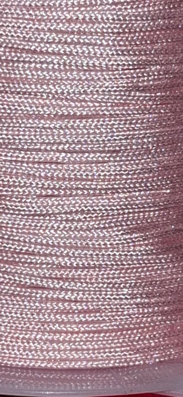 137. Rosa veldig lys perletråd