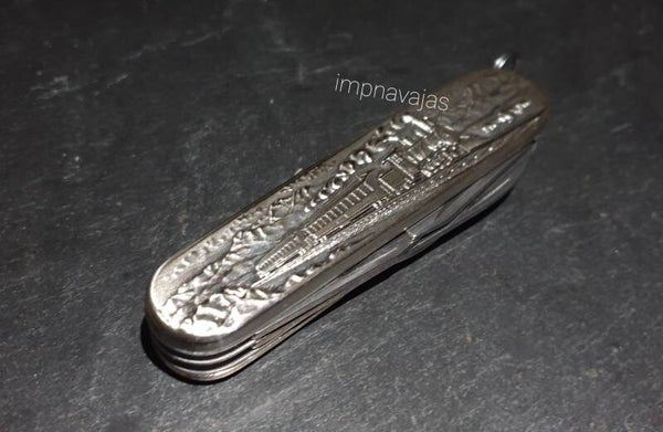 D27 - Victorinox Spartan Metal "Tren"