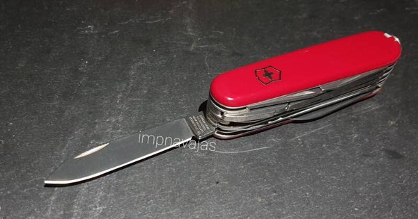 E04 - Victorinox Handyman