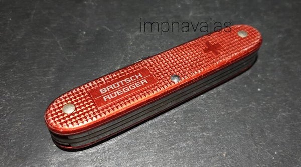 I70 - Victorinox OC Rojo Electrician Plus