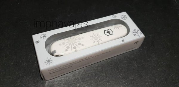 J07 - Victorinox Christmas Navidad 2017