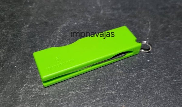 L83 - Victorinox Tomo Verde
