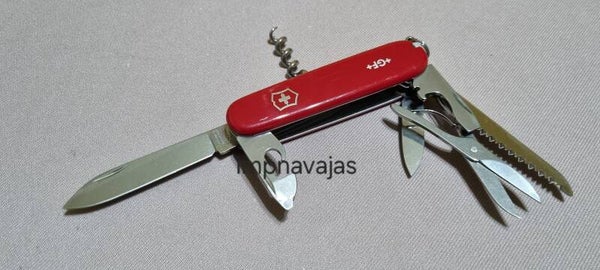 P37 - Victorinox Huntsman GF