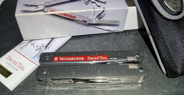012-K - Victorinox SwissTool con funda