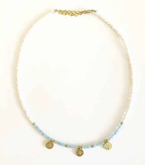 White choker baby blue