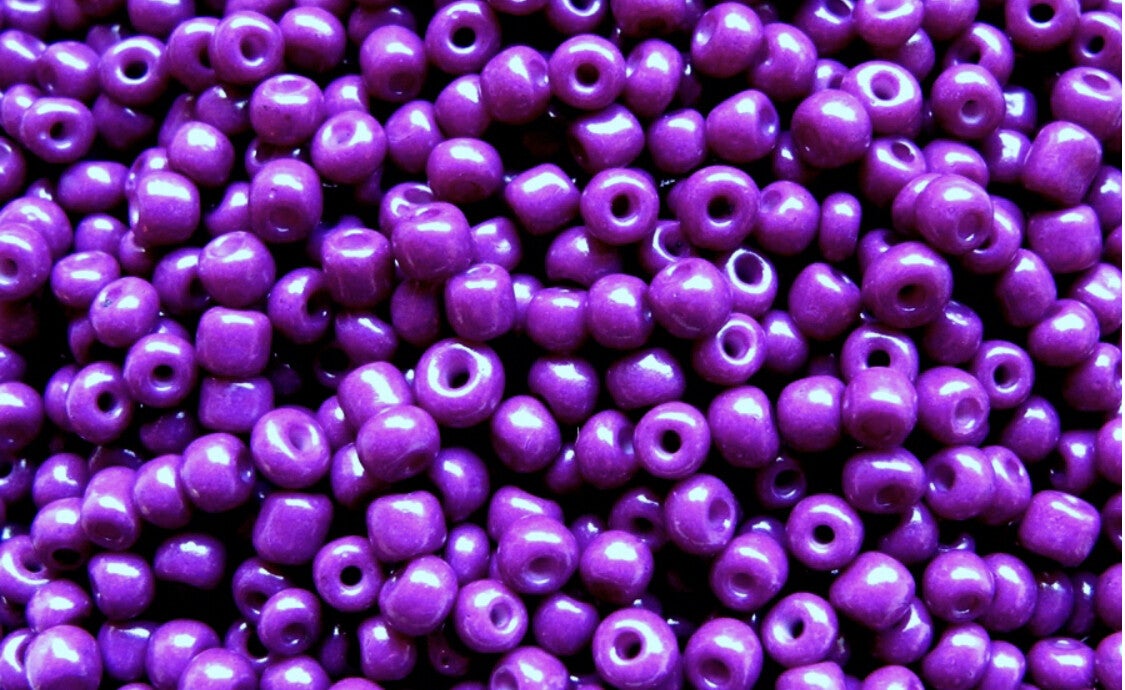 donker paarse kralen 2mm