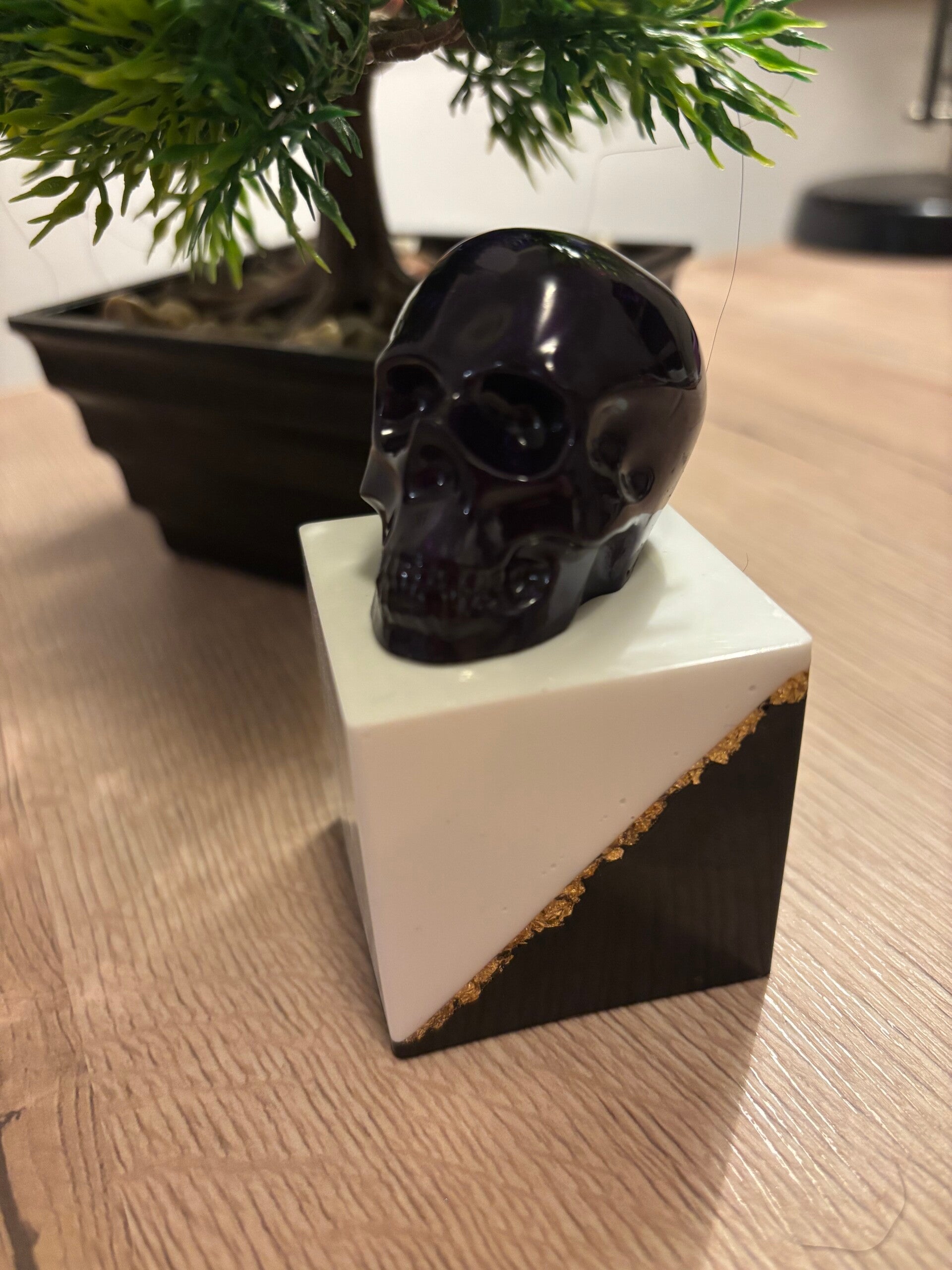 Totenkopf auf Unterteil