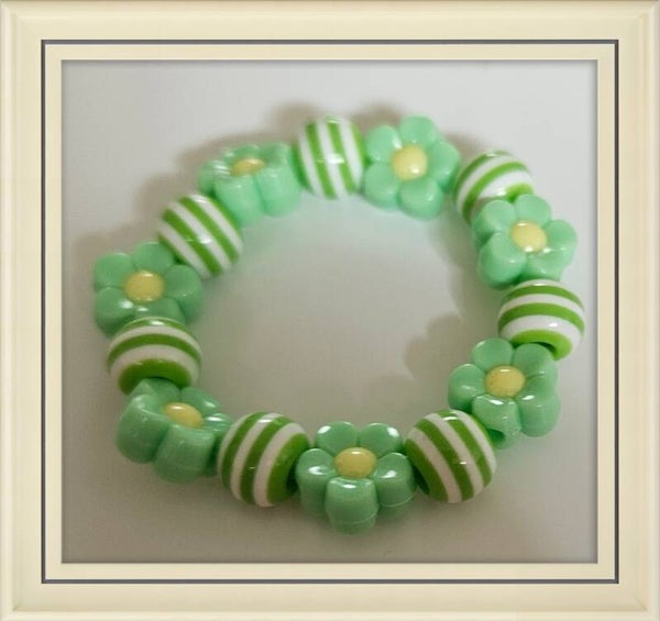 Green Flower Bracelet