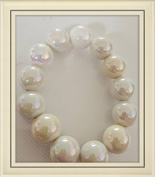 Very Big Beads Cream Bracelet