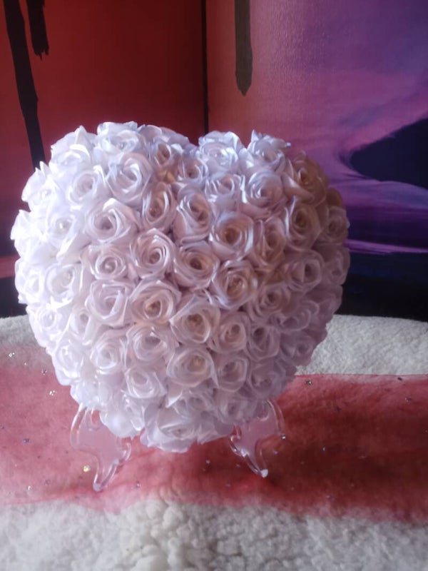 Corazón de rosas eternas