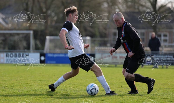 Voetbal wedstrijd 1-3-2026