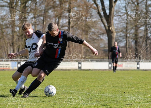 Voetbal wedstrijd 1-3-2026
