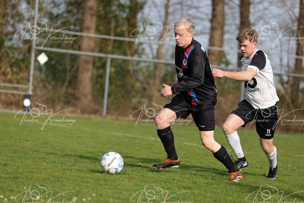 Voetbal wedstrijd 1-3-2026