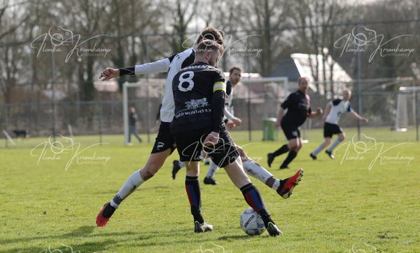 Voetbal wedstrijd 1-3-2026