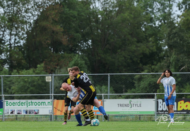 fotografie-ilonka-25-standard-28bpar.jpg