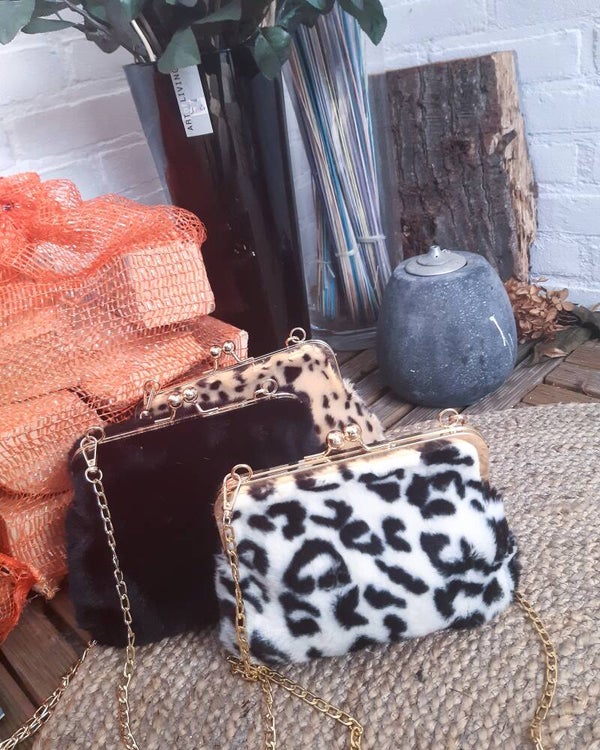 Kniptasje, bontachtig