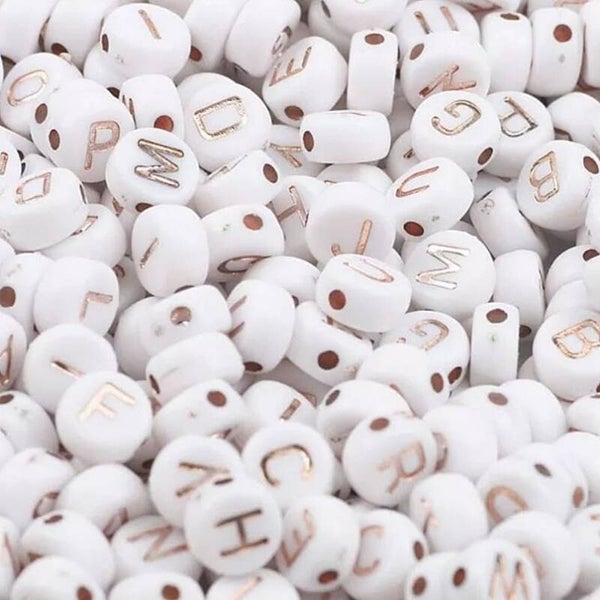 Letterkralen, rose goud, wit