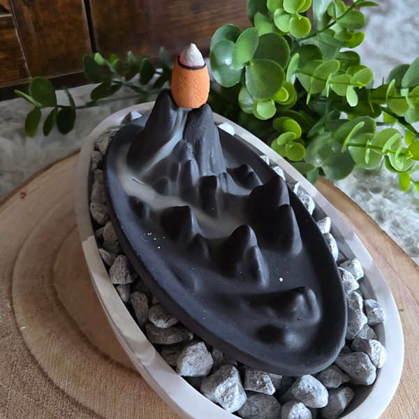 Räuchergefäß mit Rücklauf-Berglandschaft