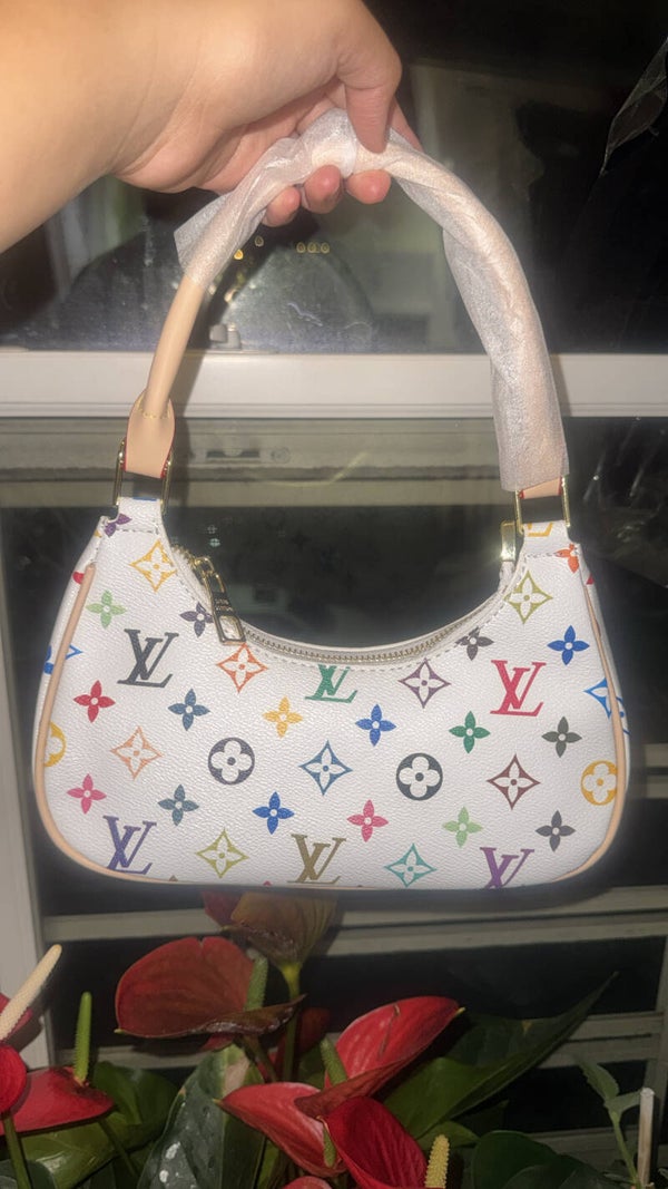 Louis Vuitton  mini