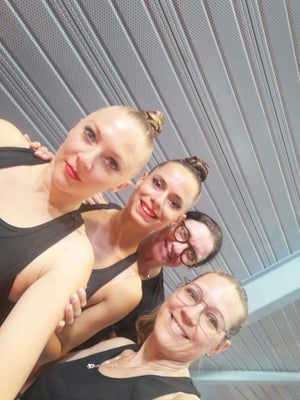 445186513_10233933042854058_395997878234367453_n-standard-ma74a9.jpg