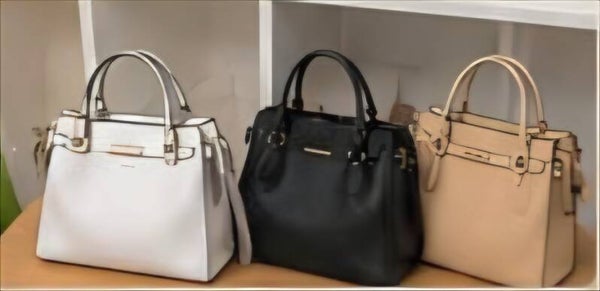 Soft / Kelly Stijl Handtas – Modern & ElegantSoft / Kelly Stijl Handtas – Modern & Elegant