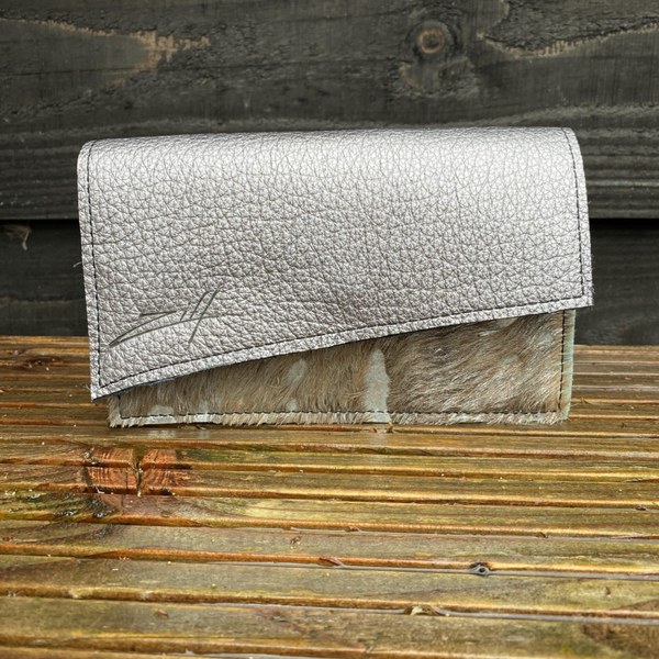 Handgemaakt leren Florence zilver en koeienprint