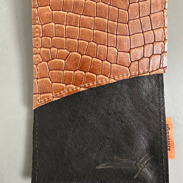 Handgemaakt leren telefoontasje Rome bruin croco en zwart