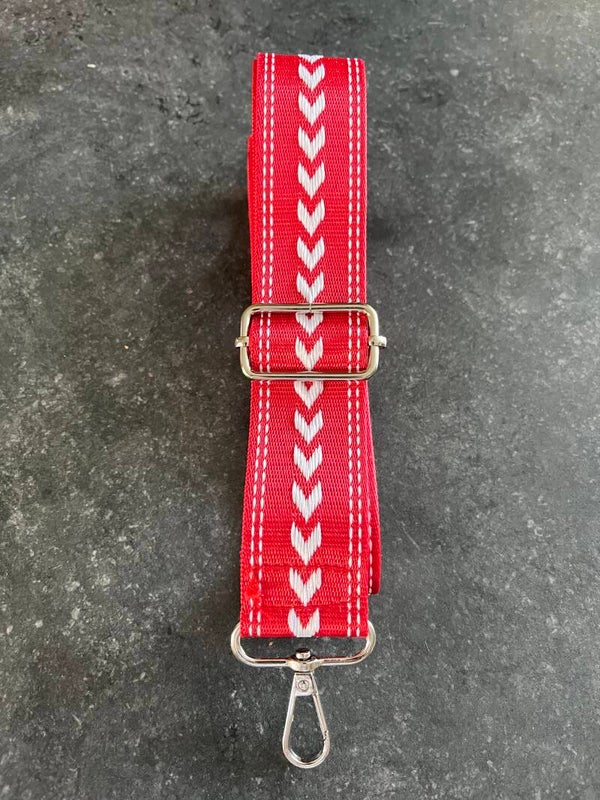 Bag strap / Tassenriem rood met wit pijl