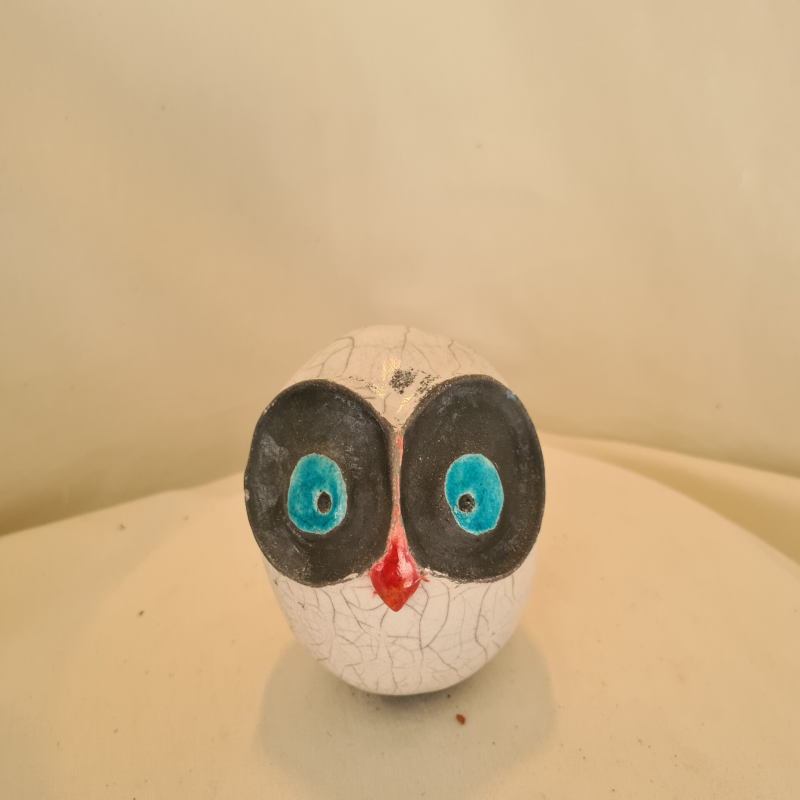 beeld uiltje van keramiek