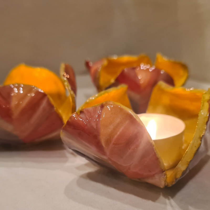 waxinelichtje keramiek blad blauw goud