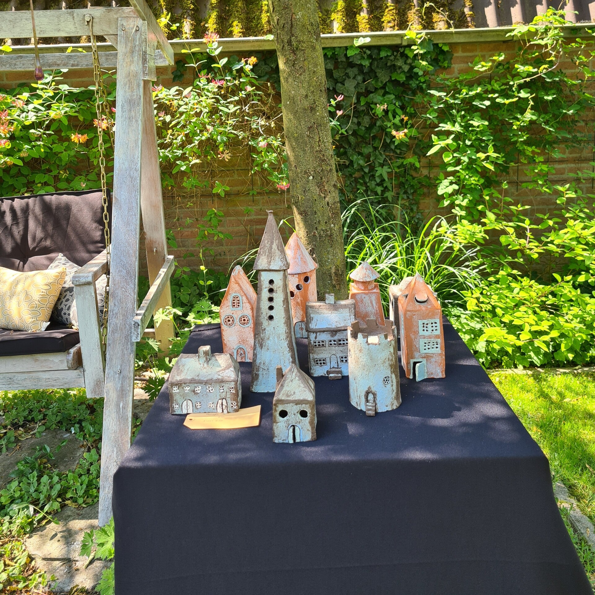 gEBOUWTJES VAN KERAMIEK