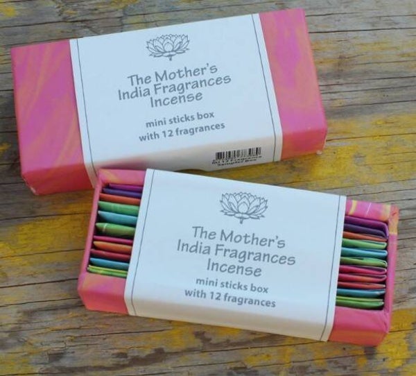 Gift Box with 12 different mini incenses.
