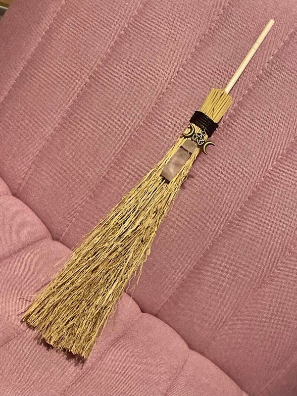 Large Handheld Rose Quartz Besom