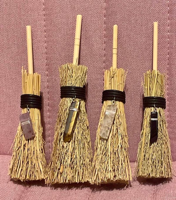 Mini Besoms