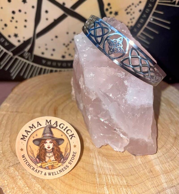 Witches Knot Bangle