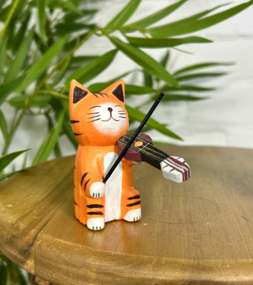 Violin Cat Shelf Sitter