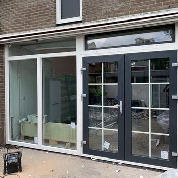 Kunststof tuindeuren project door DKGE