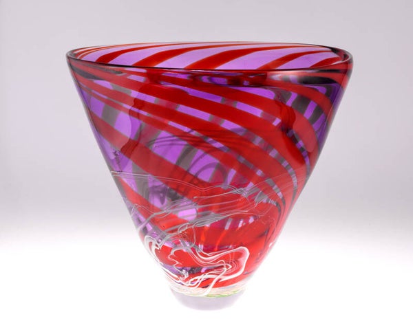 Conische Vaas (21cm) van Matthias van Olst