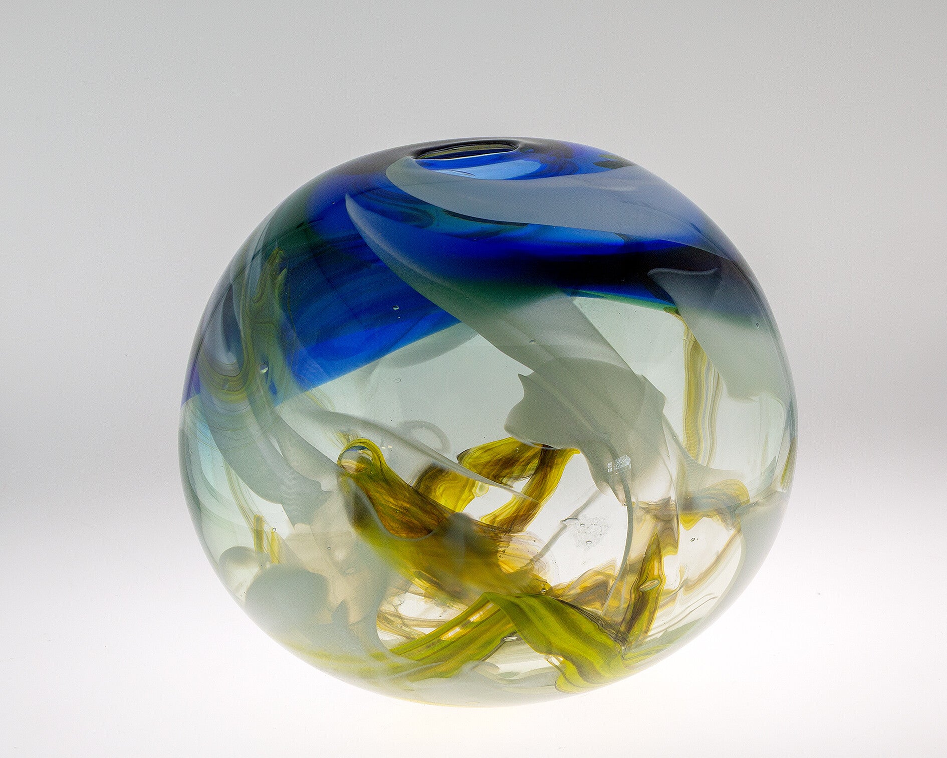 Ronde Vaas  ( 20 cm ) van Matthias van Olst