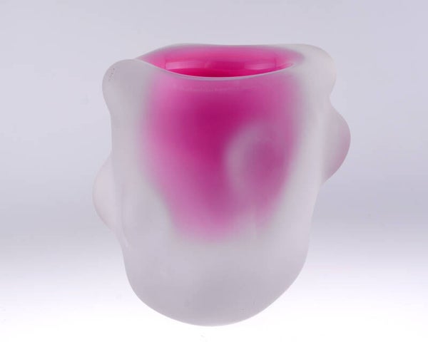 Mat roze vaas (15 cm) van Paul Spannenberg